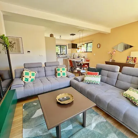 Maison Moderne Avec Jardin Au Coeur Du Vignoble